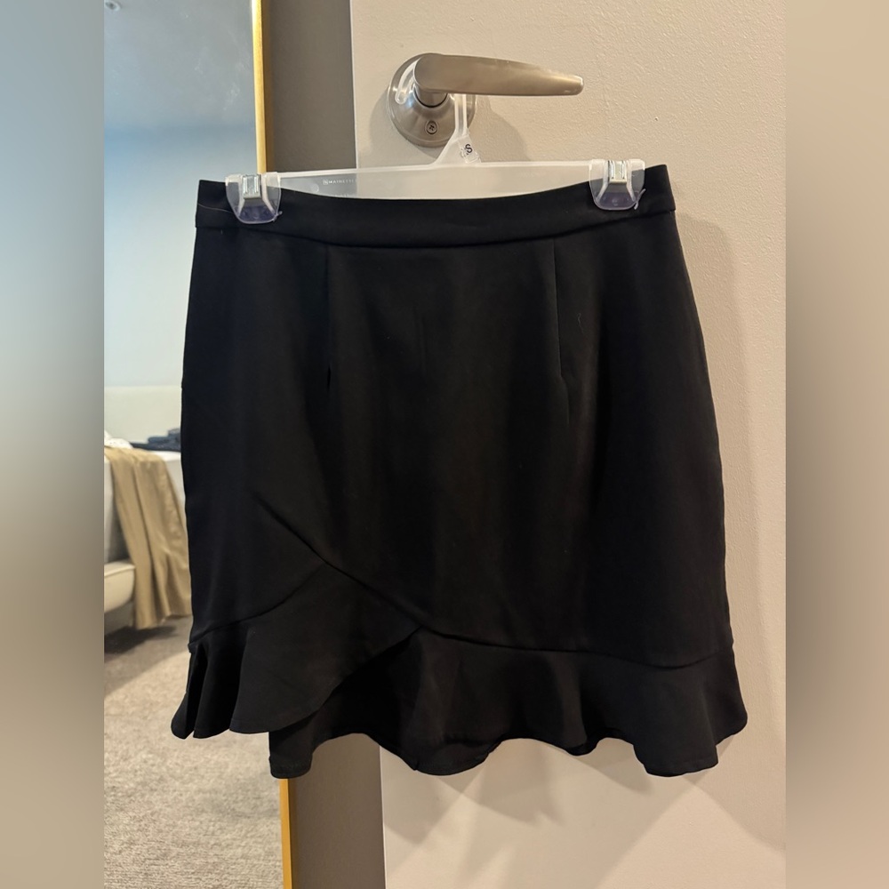 Superdown Black Ruffle Skirt - Picture 5 of 7